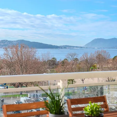 Apartment Grand Balcon Vue 20m Mourillon