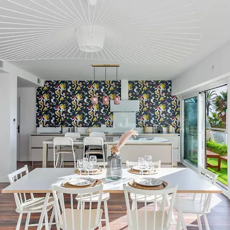 Appartement Grand Balcon Vue 20m Mourillon